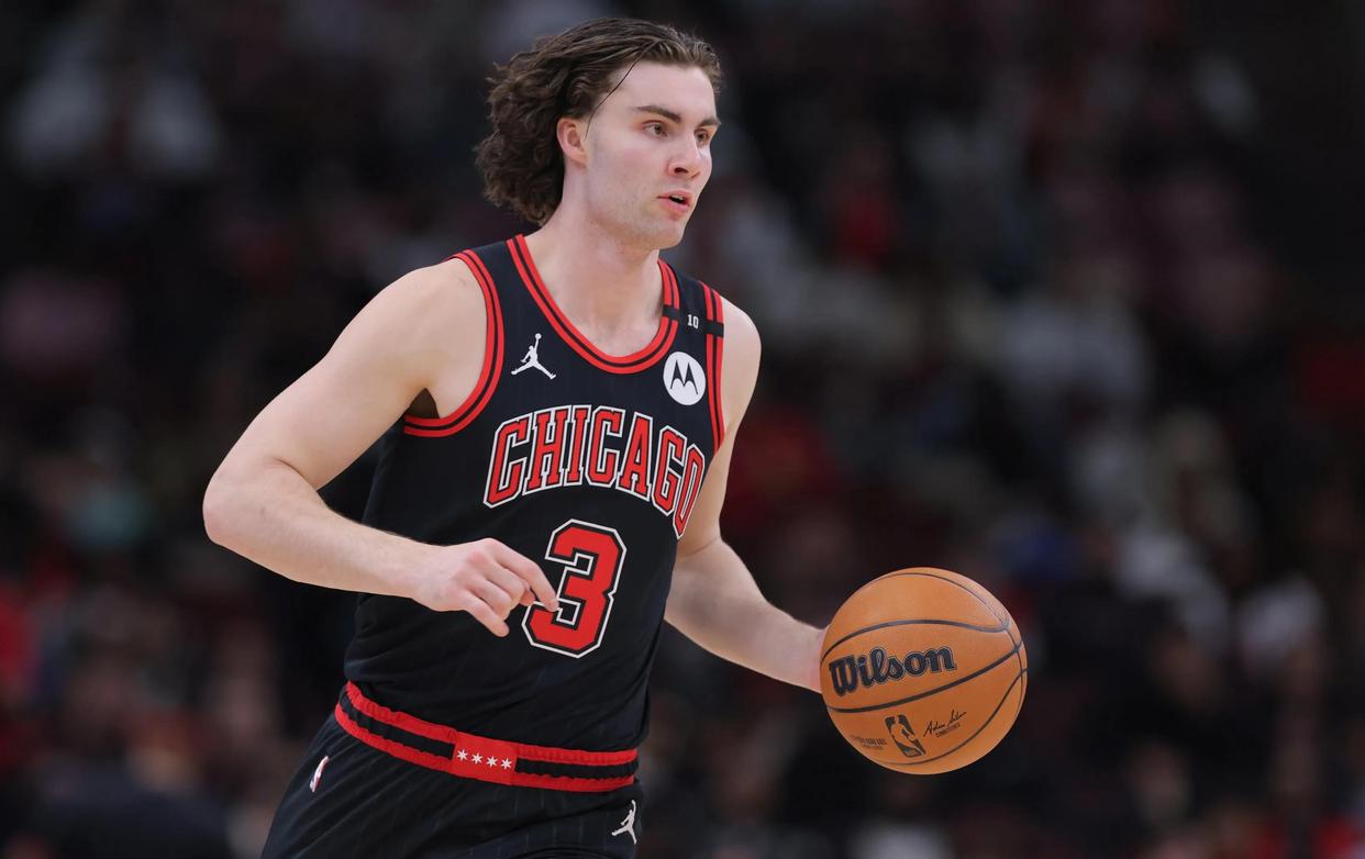 包含公牛球星三分绝杀，全场观众热烈欢呼，有关发布空间.的词条